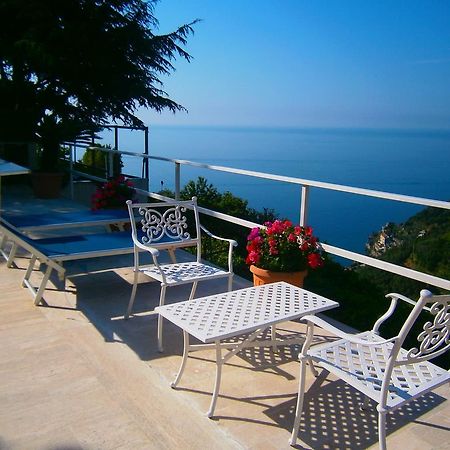 Villa En Rose Равелло Экстерьер фото